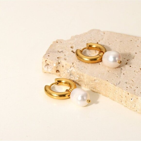 Fresh Water Pearl Drop Earrings, Charm and Trendy Gold Plated Earrings - Picture 1 of 7